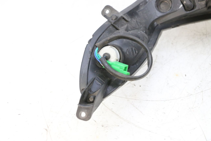 photo de FRONT HEADLIGHT PEUGEOT KISBEE 2T 50 (2010 - 2017) - Fixing points details