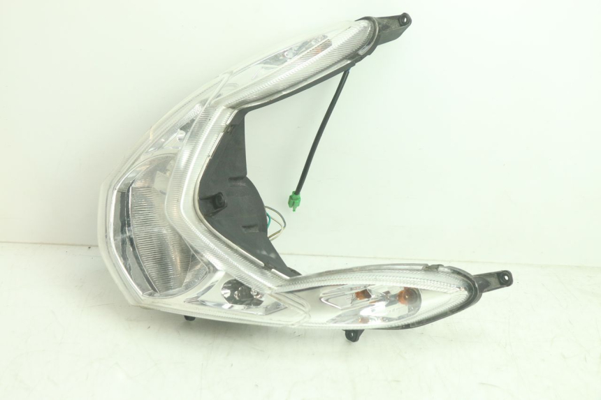 photo de FRONT HEADLIGHT PEUGEOT KISBEE 4T 50 (2018 - 2022) - Alternative perspective