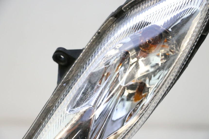 photo de FRONT HEADLIGHT PEUGEOT KISBEE 4T 50 (2018 - 2022) - Component zoom