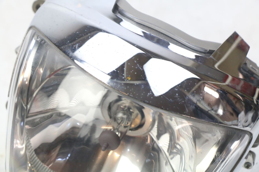 photo de FRONT HEADLIGHT PIAGGIO LIBERTY IGET 4T 50 (2015 - 2020) - Zoom on usage condition