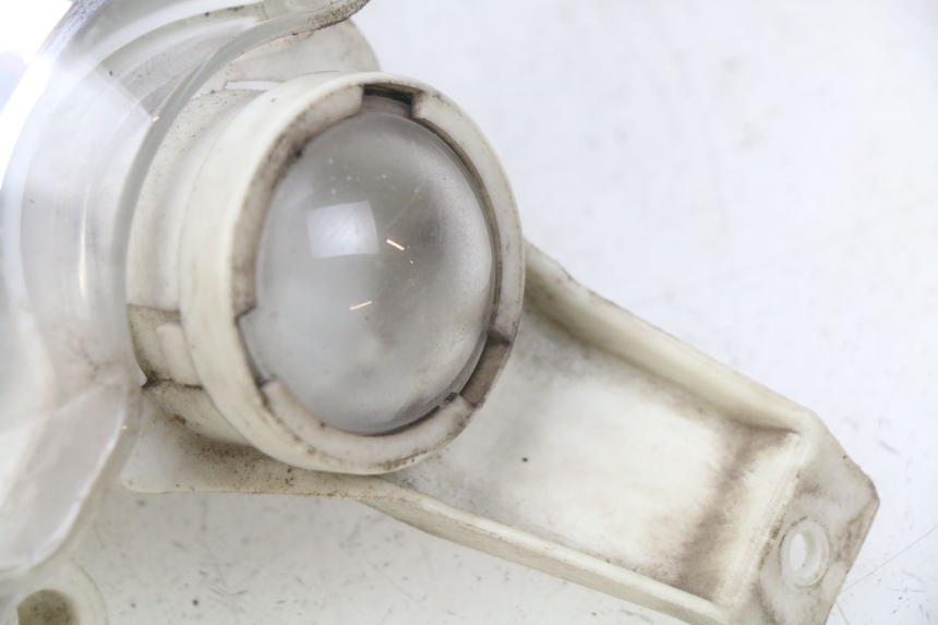 photo de FRONT HEADLIGHT PEUGEOT LUDIX 50 (2008 - 2017) - Surface and material condition