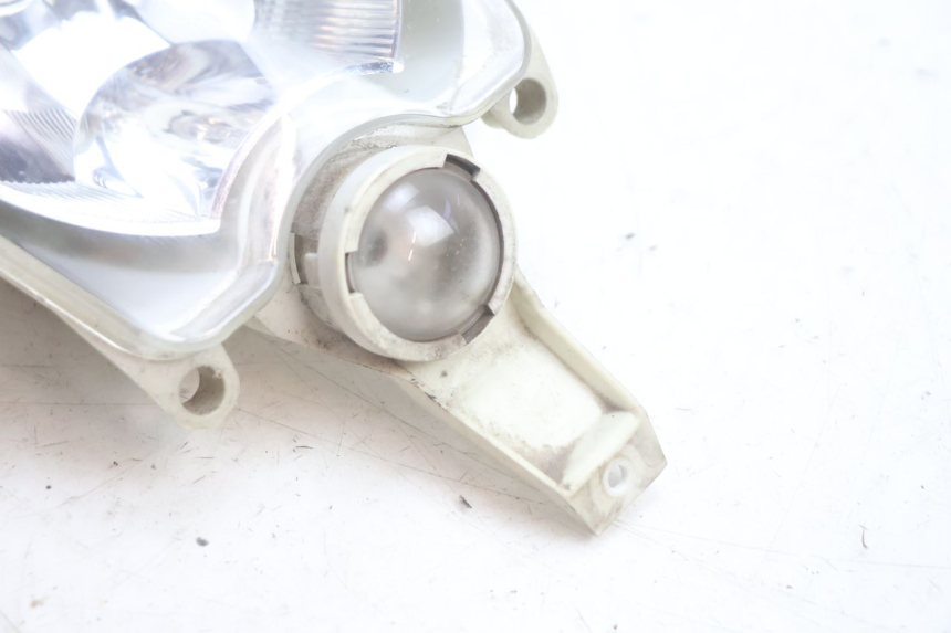 photo de HEADLIGHT PEUGEOT LUDIX PRO 2T 50 (2010 - 2017) - Zoom on usage condition