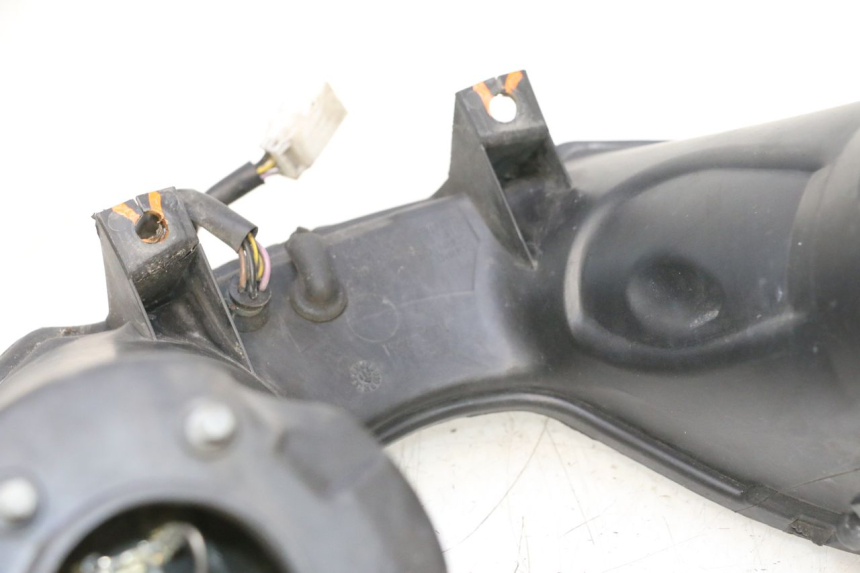 photo de HEADLIGHT PIAGGIO MP3 RL 250 (2006 - 2010) - Supplementary product photo