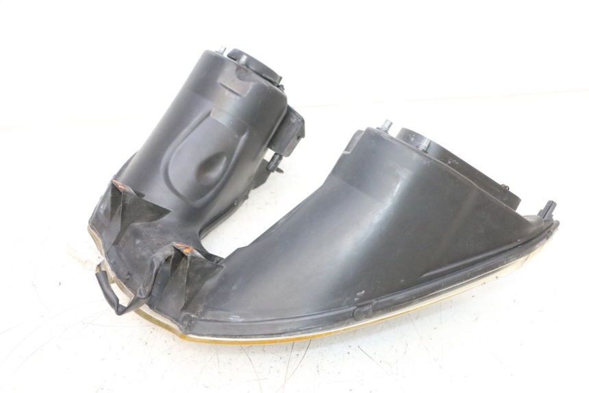 photo de HEADLIGHT PIAGGIO MP3 RL 250 (2006 - 2010) - Alternative angle