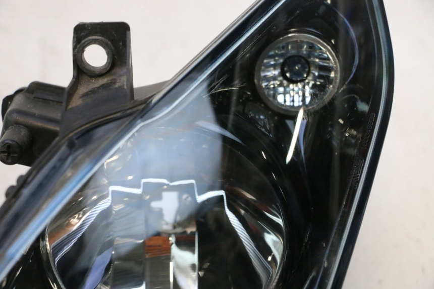 photo de HEADLIGHT PIAGGIO MP3 125 (2006 - 2014) - Supplementary product photo