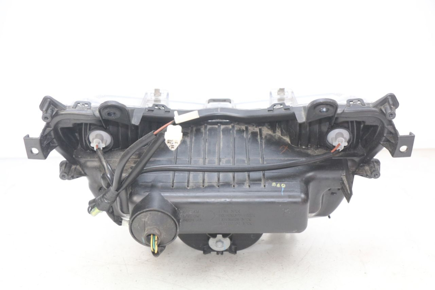 photo de HEADLIGHT YAMAHA N-MAX NMAX 125 (2017 - 2020) - Supplementary product photo