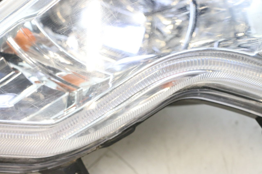 photo de HEADLIGHT IMF INDUSTRIE NEW PACH 2T 50 (2014 - 2020) - Surface and material condition