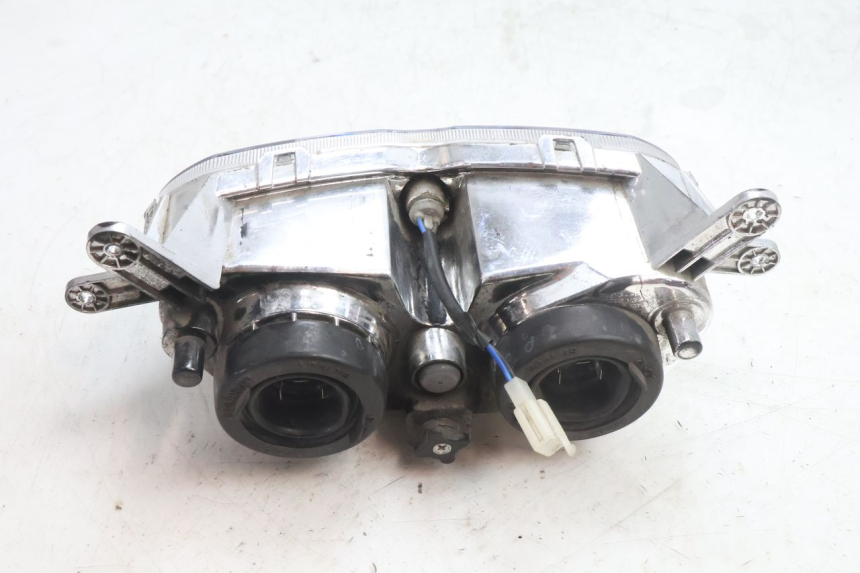 photo de HEADLIGHT PIAGGIO NEW TYPHOON 50 (2018 - 2021) - Surface and material condition