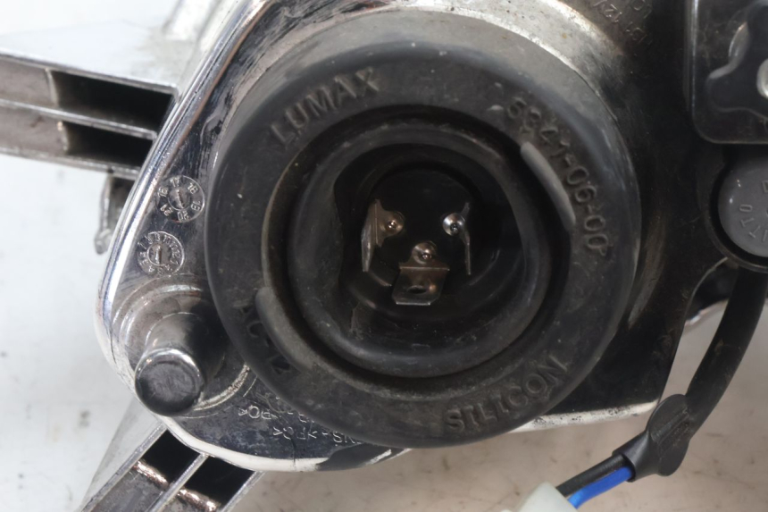 photo de HEADLIGHT PIAGGIO NEW TYPHOON 50 (2018 - 2021) - Markings and original references