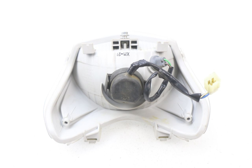 photo de HEADLIGHT HONDA NHX LEAD 110 (2008 - 2010) - Alternative perspective