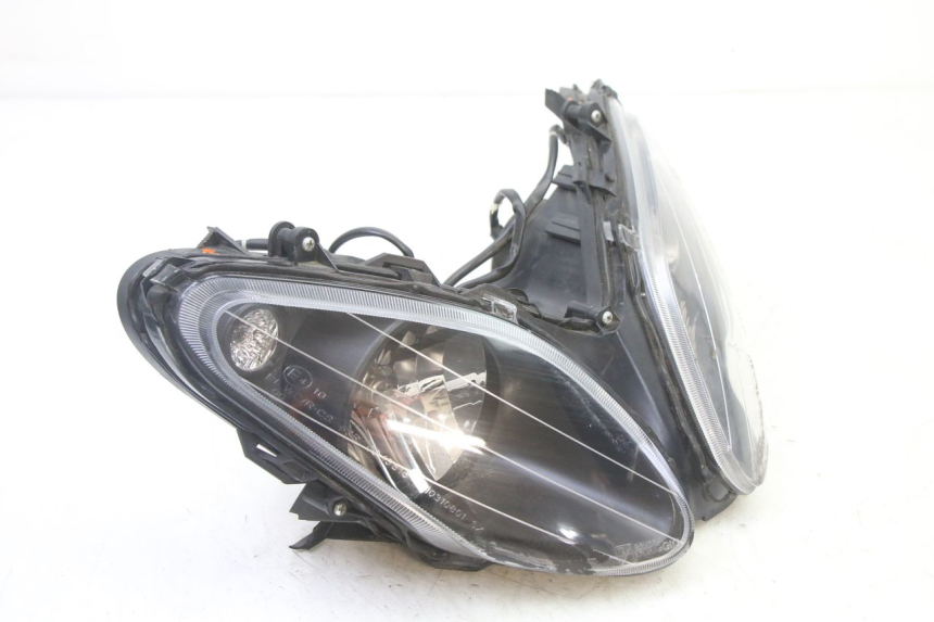 photo de HEADLIGHT PIAGGIO NRG POWER PUREJET 50 (2018 - 2021) - Alternative perspective