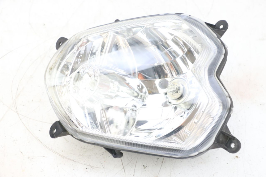 photo de FRONT HEADLIGHT SYM ORBIT 2 4T 50 (2008 - 2017) - Distinctive features
