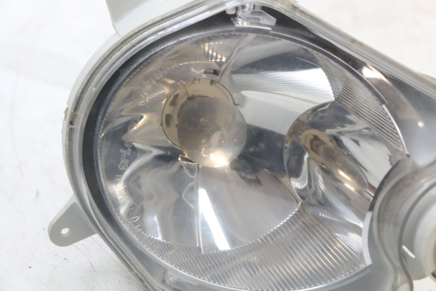 photo de FRONT HEADLIGHT PEUGEOT LUDIX 50 (2005 - 2007) - Zoom on usage condition