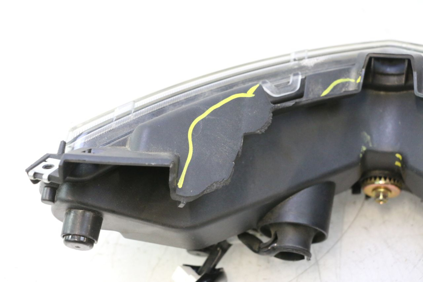 photo de HEADLIGHT JM MOTORS R-MAX TECH 50 (2024 - 2026) - Detailed visual inspection