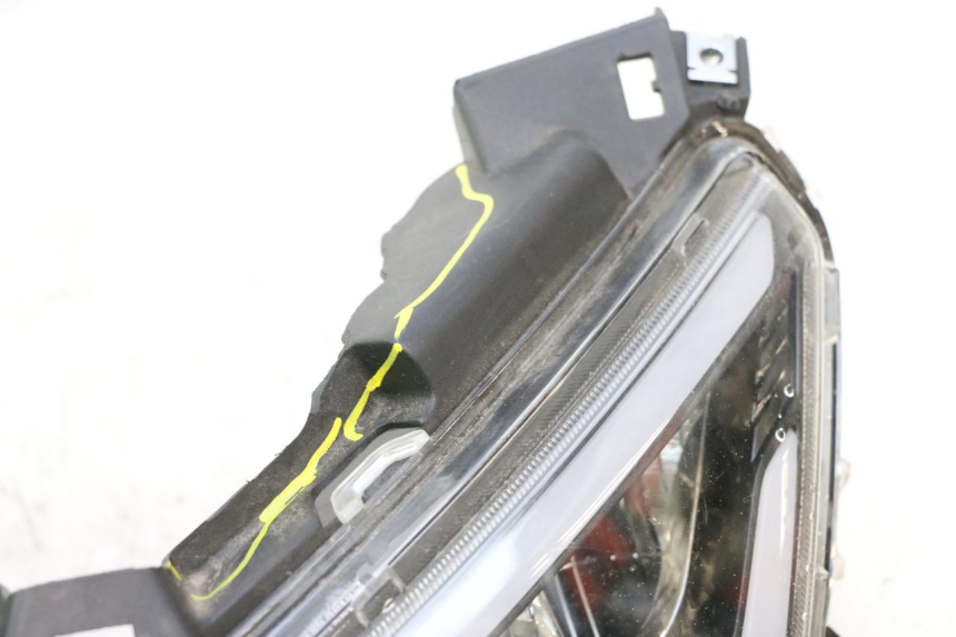 photo de HEADLIGHT JM MOTORS R-MAX TECH 50 (2024 - 2026) - Alternative angle