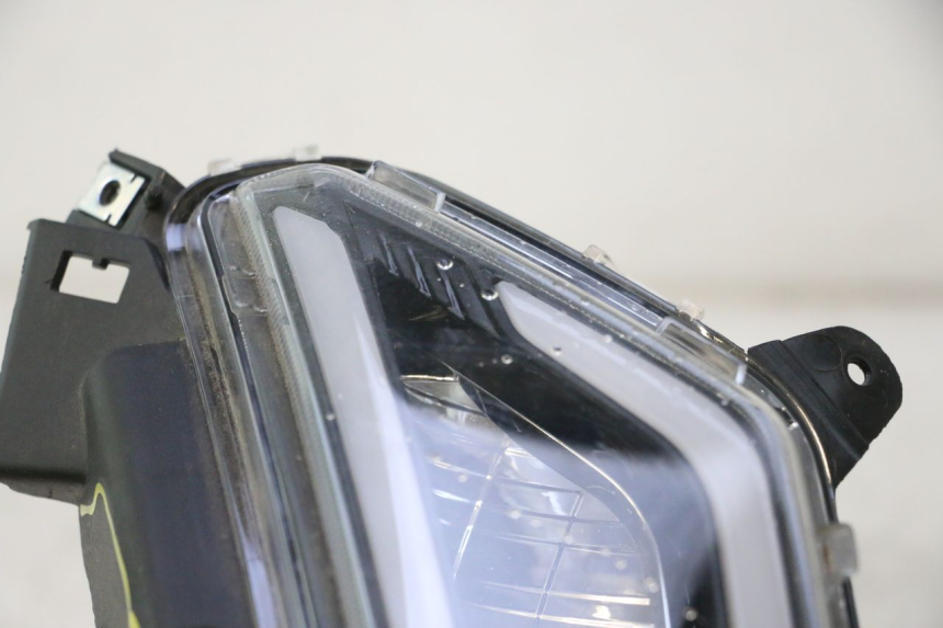 photo de HEADLIGHT JM MOTORS R-MAX TECH 50 (2024 - 2026) - Alternative perspective