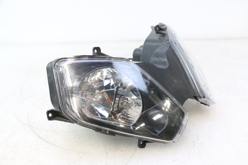 photo de HEADLIGHT ORCAL RAPTOR 50 (2015 - 2021) - Detailed visual inspection