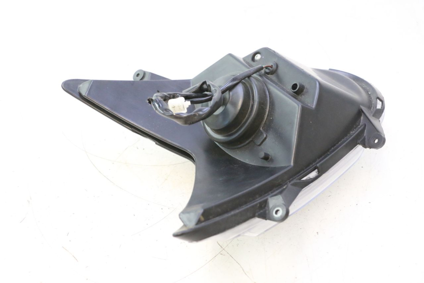photo de HEADLIGHT LAZIO RENO 50 (2016 - 2021) - Distinctive features