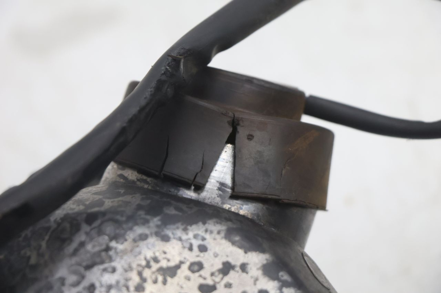 photo de HEADLIGHT YAMASAKI ROADSTER 50 (2013 - 2018) - Additional view of the item