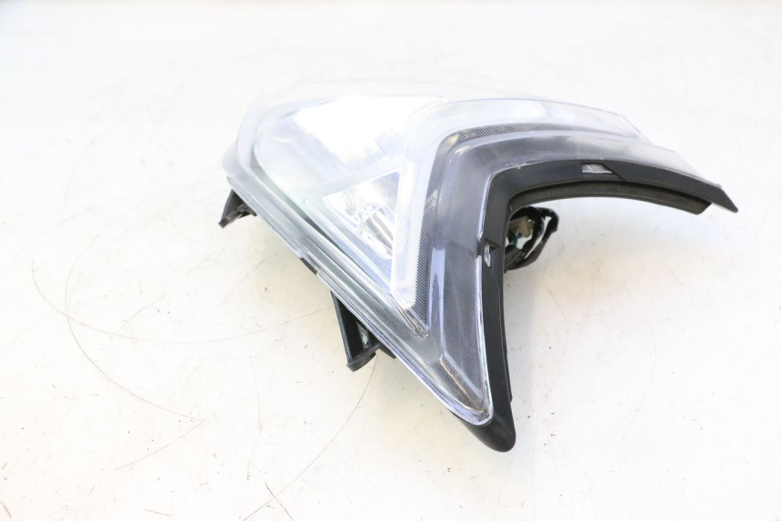 photo de FRONT HEADLIGHT TNT MOTOR ROMA 10' 2T 50 (2011 - 2018) - Surface and material condition