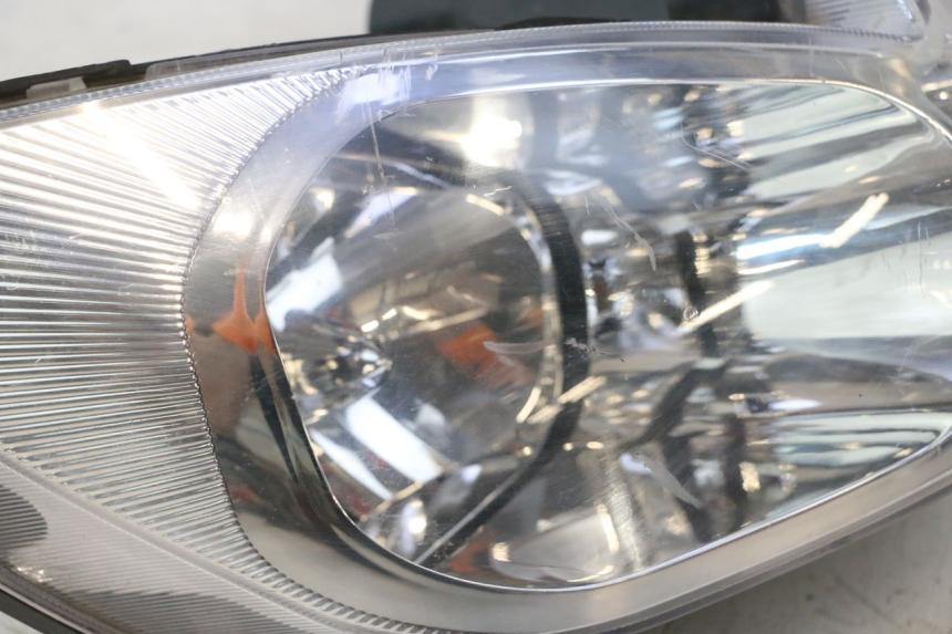 photo de HEADLIGHT DAELIM S2 125 (2006 - 2007) - Markings and original references