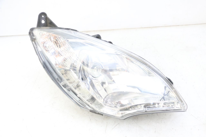 photo de HEADLIGHT PEUGEOT SATELIS 125 (2013 - 2018) - Supplementary product photo