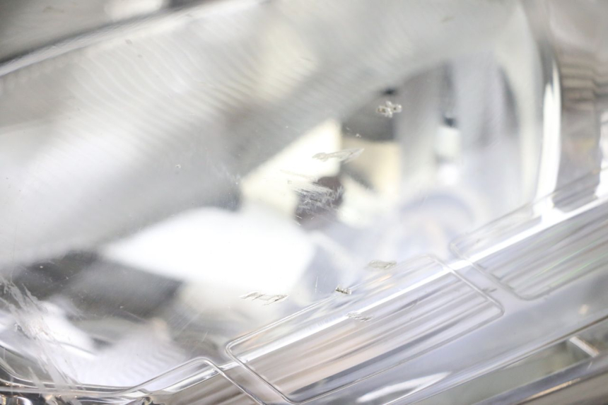 photo de HEADLIGHT PEUGEOT SATELIS 125 (2013 - 2018) - Main view