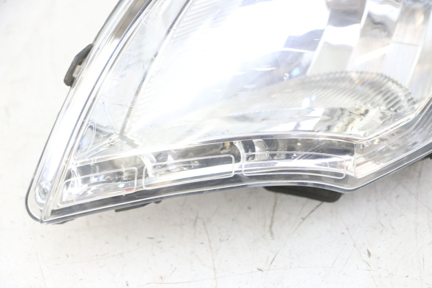 photo de HEADLIGHT PEUGEOT SATELIS 125 (2013 - 2018) - Markings and original references