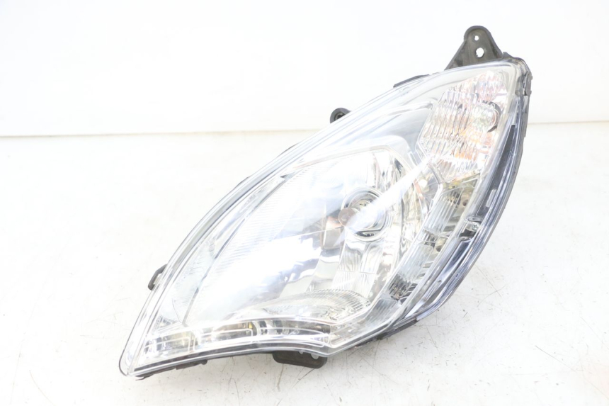 photo de HEADLIGHT PEUGEOT SATELIS 125 (2013 - 2018) - Additional view of the item