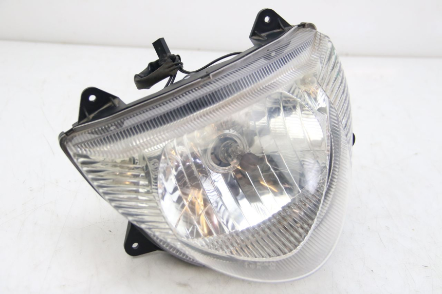 photo de FRONT HEADLIGHT SUZUKI SIXTEEN 125 (2008 - 2010) - Main view