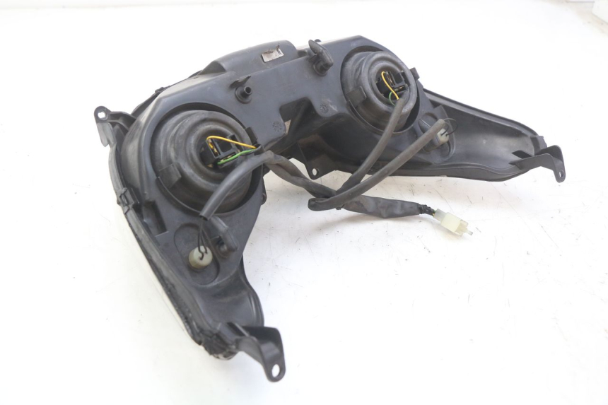 photo de HEADLIGHT MBK SKYCRUISER 125 (2006 - 2009) - Alternative perspective