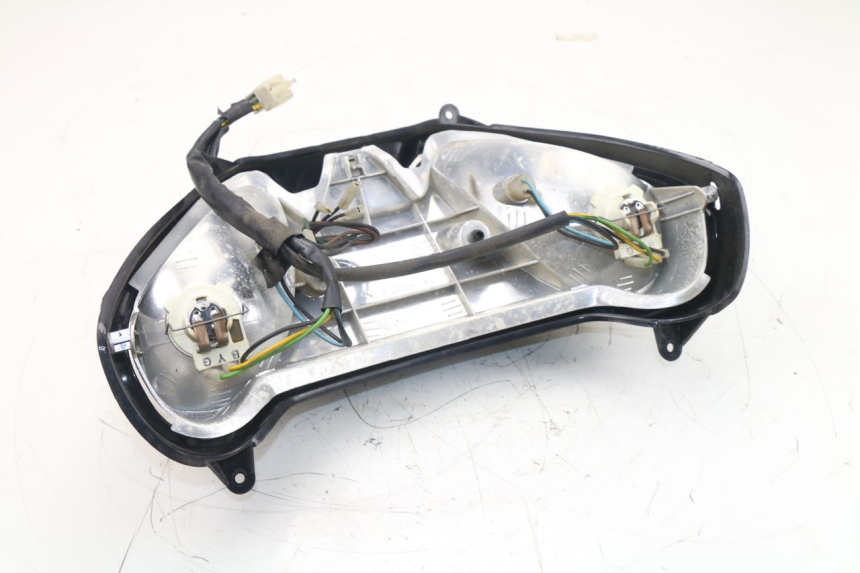 photo de HEADLIGHT MBK SKYLINER 125 (2001 - 2003) - Surface and material condition