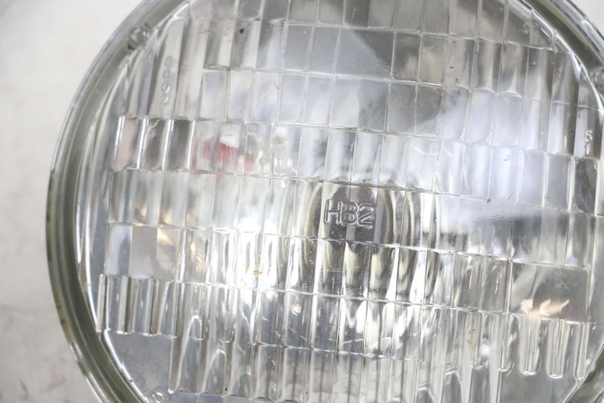 photo de Headlight HARLEY DAVIDSON SPORTSTER XL CUSTOM 1200 (2003 - 2004) - High-resolution close-up