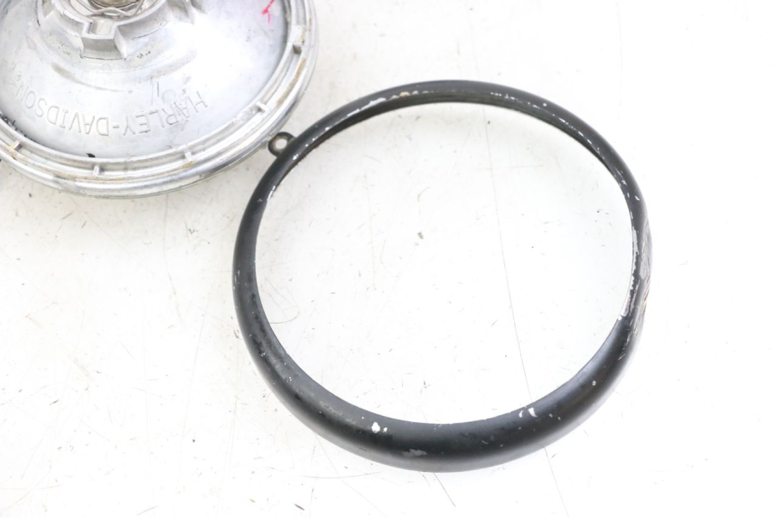 photo de Headlight HARLEY DAVIDSON SPORTSTER XL CUSTOM 1200 (2003 - 2004) - Surface and material condition