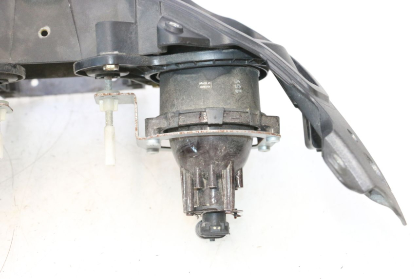 photo de HEADLIGHT CAN-AM SPYDER RS 1000 (2008 - 2012) - Main view