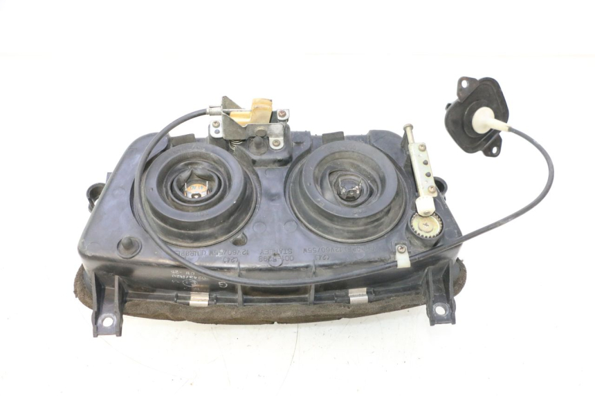 photo de HEADLIGHT HONDA ST PAN EUROPEAN 1100 (1990 - 2002) - High-resolution close-up
