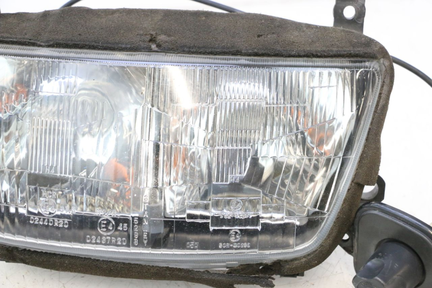 photo de HEADLIGHT HONDA ST PAN EUROPEAN 1100 (1990 - 2002) - Zoom on usage condition