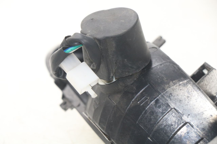 photo de HEADLIGHT FYM STRADA 50 (2007 - 2014) - Zoom on usage condition