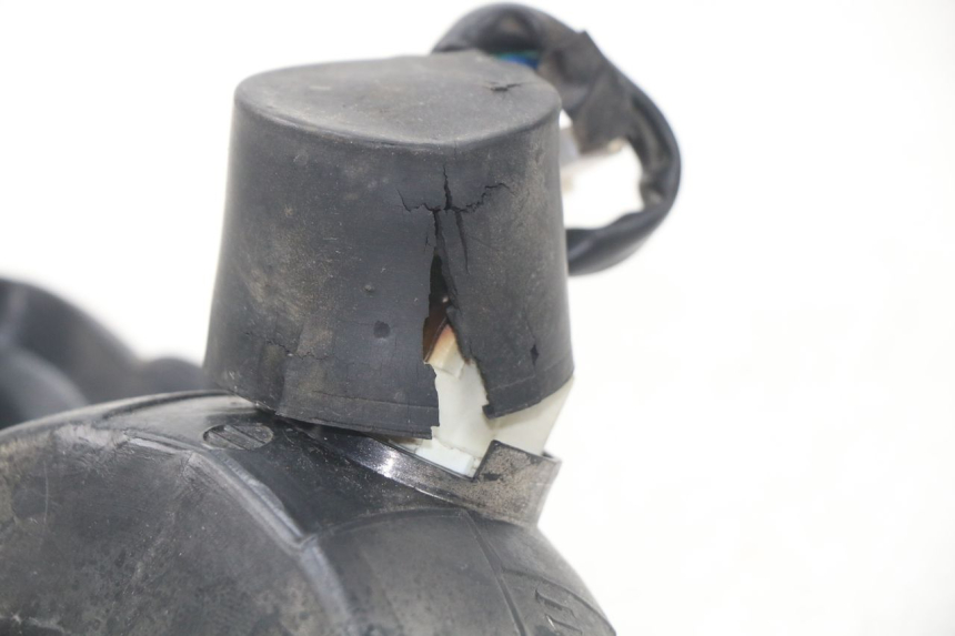 photo de HEADLIGHT FYM STRADA 50 (2007 - 2014) - Alternative perspective