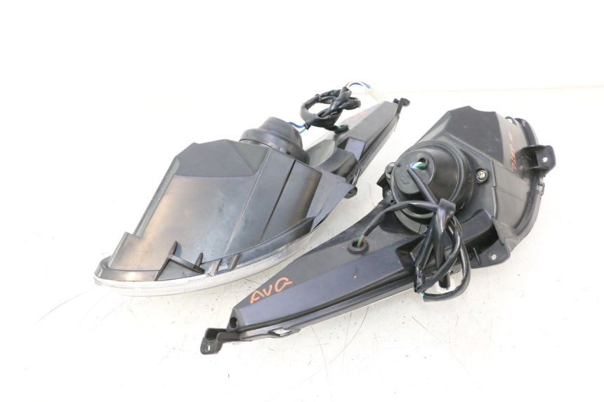 photo de HEADLIGHT VASTRO STREET S 50 (2016 - 2021) - Zoom on usage condition