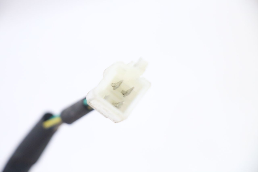 photo de HEADLIGHT PEUGEOT STREETZONE I NAKED 2T 50 (2018 - 2020) - Fixing points details