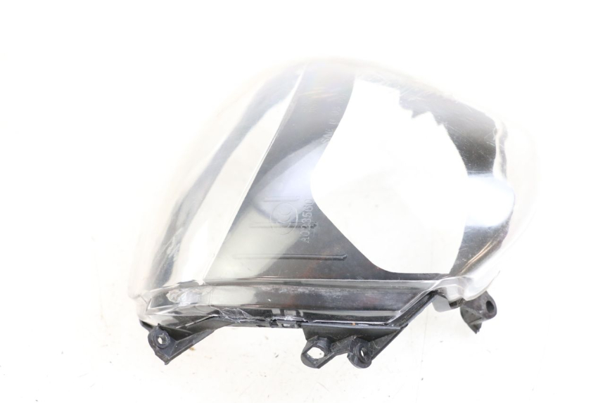 photo de HEADLIGHT JM MOTORS SUNNY 50 (2017 - 2020) - Surface and material condition