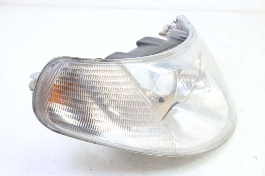 photo de HEADLIGHT PIAGGIO SUPER LX 125 (2000 - 2003) - Zoom on usage condition