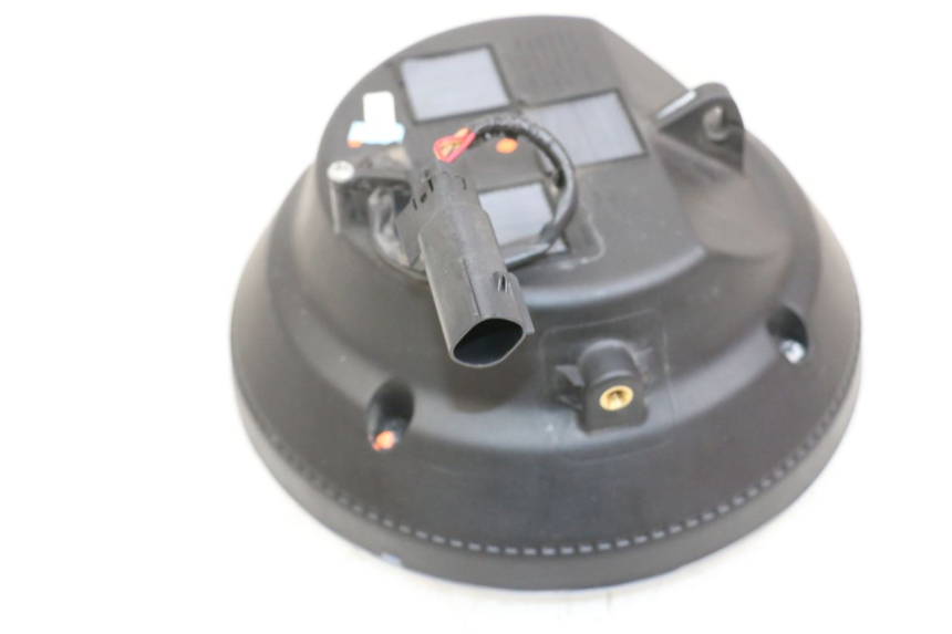 photo de HEADLIGHT HUSQVARNA SVARTPILEN 401 (2018 - 2023) - Alternative perspective