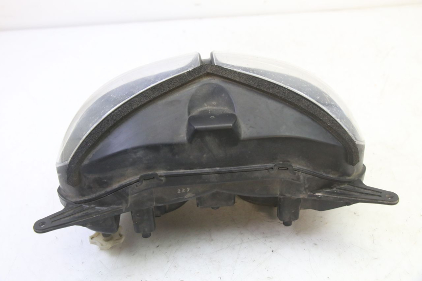 photo de FRONT HEADLIGHT YAMAHA TDM ABS 900 (2002 - 2014) - Technical close-up