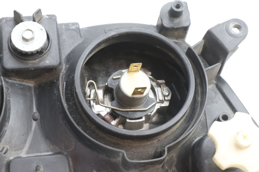photo de FRONT HEADLIGHT YAMAHA TDM ABS 900 (2002 - 2014) - Surface and material condition