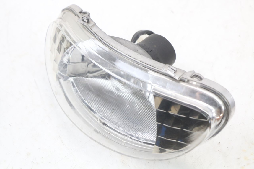 photo de HEADLIGHT BAOTIAN TRAVEL SPIRIT 50 (2010 - 2012) - Zoom on usage condition