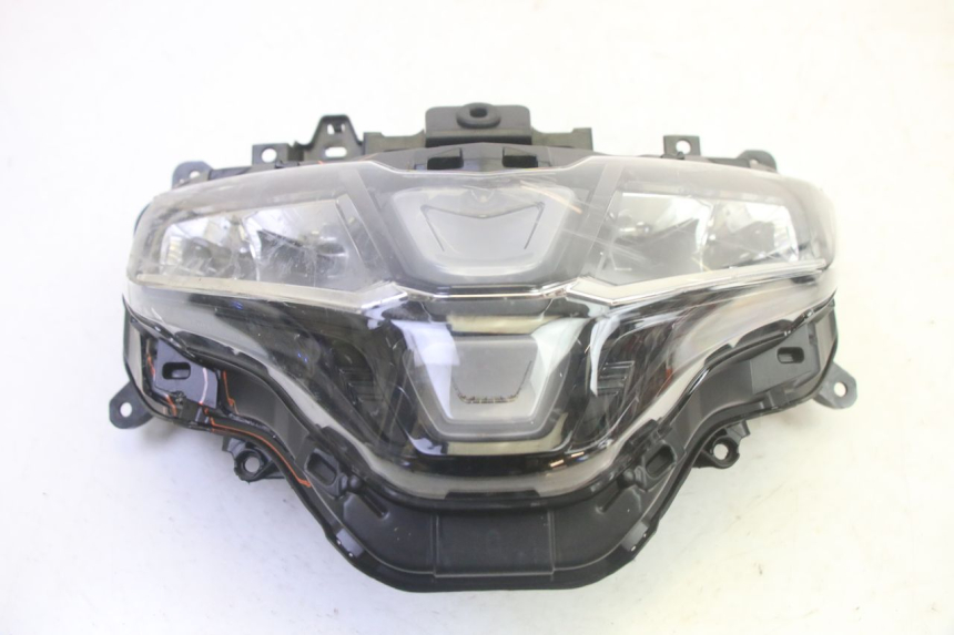 photo de HEADLIGHT YAMAHA TRICITY 300 (2020 - 2024) - Component detail