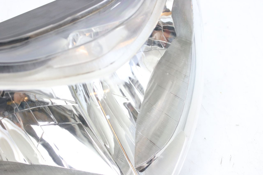 photo de FRONT HEADLIGHT SUZUKI UH BURGMAN 125 (2002 - 2006) - Fixing points details