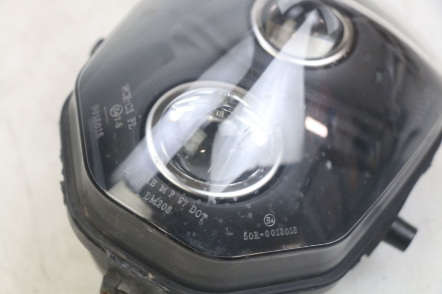 photo de FRONT HEADLIGHT MOTRAC URBAN 4T 50 (2016 - 2024) - Surface and material condition